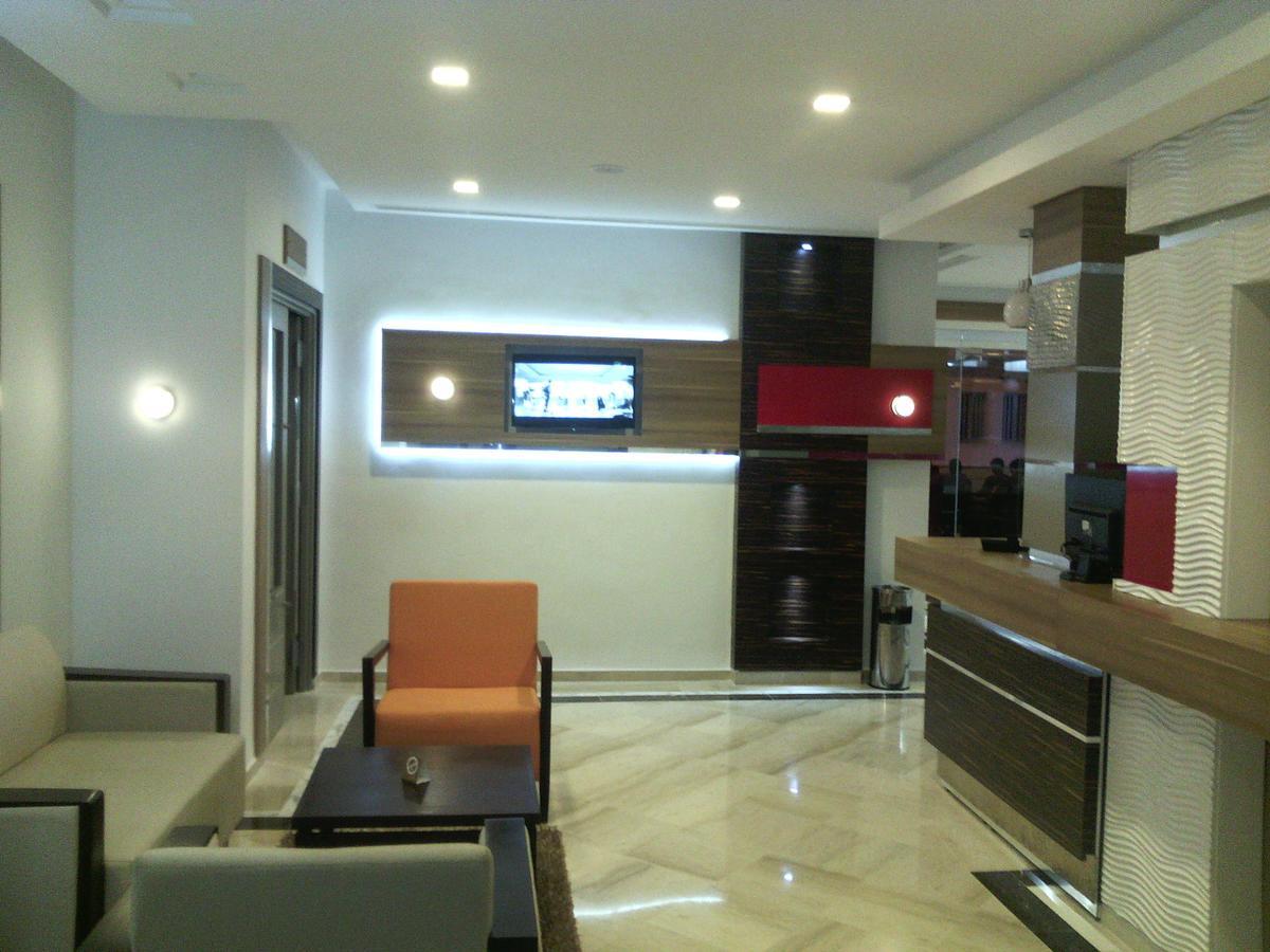 Marina Prestige Tabarka Hotel Exterior photo